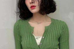 小姐姐烫羊毛卷短发发型,小姐姐羊毛卷短发发型解析