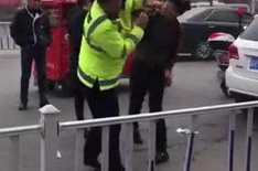 网红交警袭警,真相与反思